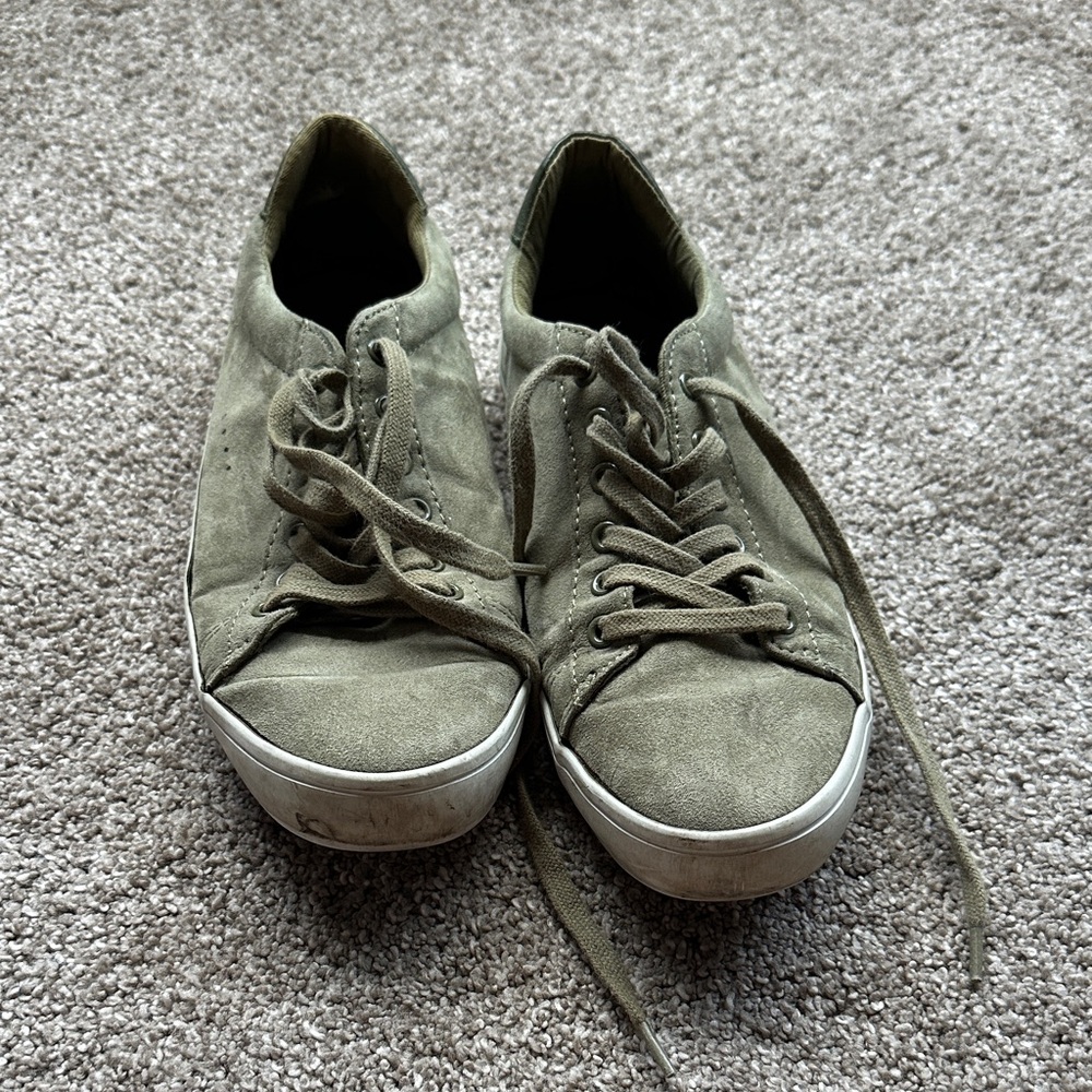 Old Navy Olive Women's Sneakers